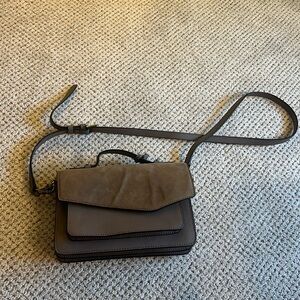 Beautiful Botkier crossbody perfect neutral color